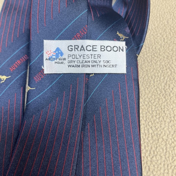 GRACE BOON Australia Navy Tie Kangaroo Stripe Mens Polyester 4"x57" Made‎ AUS - Picture 3 of 6